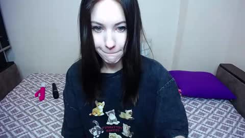 Snapshot of olivia_graceee chatting on November 11, 2025, 9:53 am olivia_graceee online show from November 11, 2025, 9:53 am