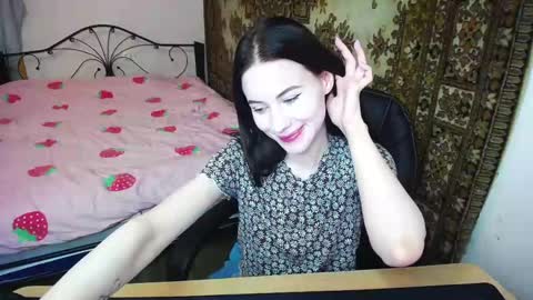 olivia_graceee online show from May 17, 2026, 10:00 am