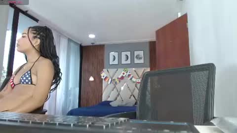 Snapshot of olivia_jass01 chatting on July 3, 2026, 12:00 pm olivia_jass01 online show from July 3, 2026, 12:00 pm