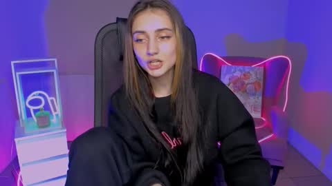 Snapshot of olivia_norton_ chatting on November 5, 2025, 3:01 pm olivia_norton_ online show from November 5, 2025, 3:01 pm