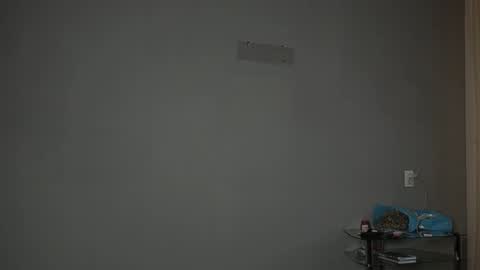 Olivia online show from November 24, 2025, 1:33 pm