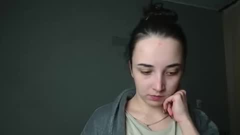 Snapshot of olivia_oliv chatting on February 25, 2026, 5:33 pm Olivia online show from February 25, 2026, 5:33 pm