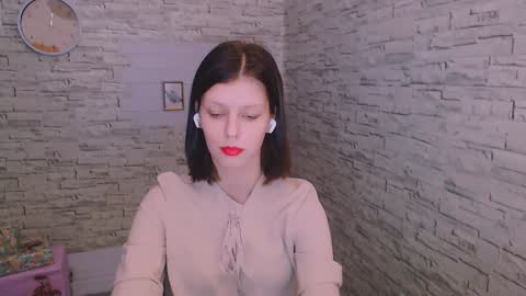 Snapshot of olivia_red_ chatting on December 14, 2024, 9:40 am Olivia online show from December 14, 2024, 9:40 am