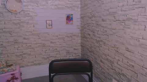 Snapshot of olivia_red_ chatting on December 14, 2024, 3:25 pm Olivia online show from December 14, 2024, 3:25 pm