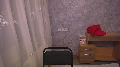 Snapshot of olivia_red_ chatting on December 24, 2024, 5:44 pm Olivia online show from December 24, 2024, 5:44 pm