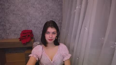 Snapshot of olivia_red_ chatting on January 13, 2025, 11:52 am Olivia online show from January 13, 2025, 11:52 am