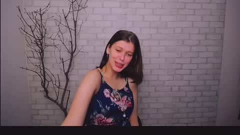 Snapshot of olivia_red_ chatting on January 22, 2025, 1:53 pm Olivia online show from January 22, 2025, 1:53 pm