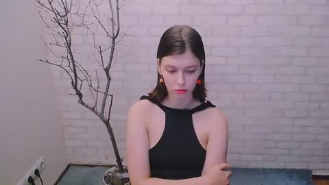 Snapshot of olivia_red_ chatting on January 24, 2025, 8:11 pm Olivia online show from January 24, 2025, 8:11 pm
