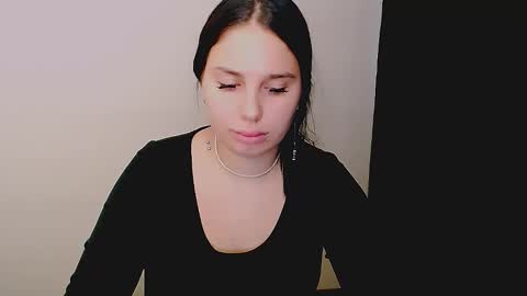 Snapshot of olivia_red_ chatting on September 20, 2025, 3:40 am Olivia online show from September 20, 2025, 3:40 am