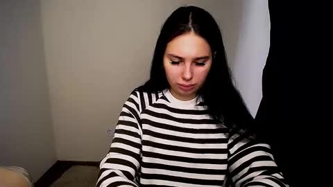 Snapshot of olivia_red_ chatting on November 14, 2025, 9:08 am Olivia online show from November 14, 2025, 9:08 am