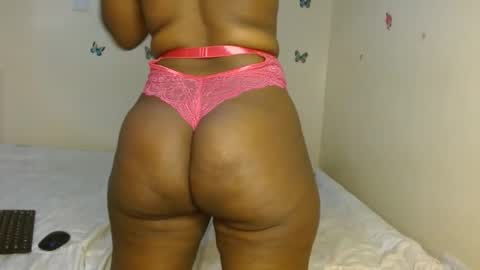 Snapshot of olivia_roxxyy chatting on February 8, 2026, 7:28 pm olivia online show from February 8, 2026, 7:28 pm