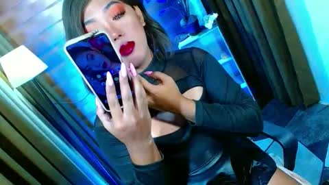 Miss OLIVIA online show from May 23, 2026, 8:40 am