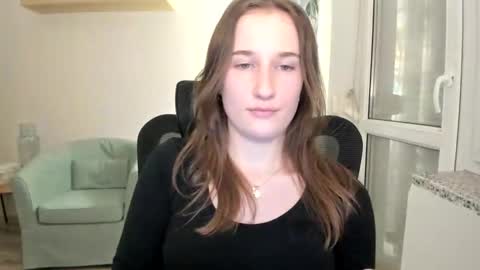 Snapshot of oliviaaa2003 chatting on December 28, 2024, 3:26 pm Oliwiaa2004 online show from December 28, 2024, 3:26 pm