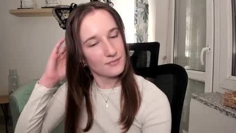 Snapshot of oliviaaa2003 chatting on February 15, 2025, 9:26 pm Oliwiaa2004 online show from February 15, 2025, 9:26 pm