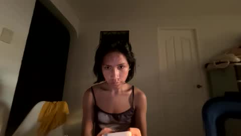 Snapshot of oliviaarmani chatting on February 27, 2026, 9:09 am Olivia online show from February 27, 2026, 9:09 am