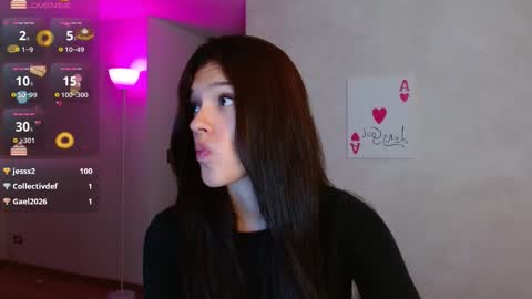 Snapshot of oliviabran_ chatting on November 20, 2025, 1:17 am Olivia Bram online show from November 20, 2025, 1:17 am