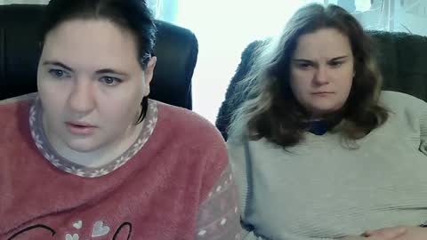 Snapshot of oliviaermesx chatting on October 1, 2025, 11:05 am OliviaErmesx online show from October 1, 2025, 11:05 am