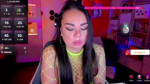 Snapshot of oliviagoold chatting on October 2, 2025, 6:59 pm Oliviagoold online show from October 2, 2025, 6:59 pm