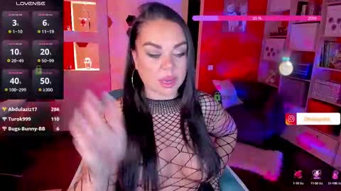 Snapshot of oliviagoold chatting on October 10, 2025, 9:25 pm Oliviagoold online show from October 10, 2025, 9:25 pm