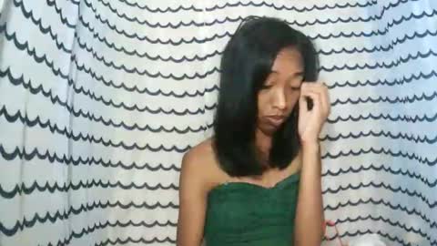 oliviah27 online show from November 9, 2025, 1:31 pm