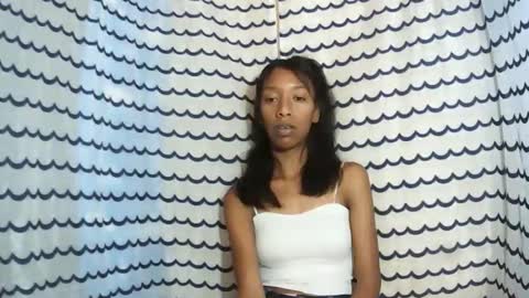 oliviah27 online show from December 1, 2025, 8:30 am