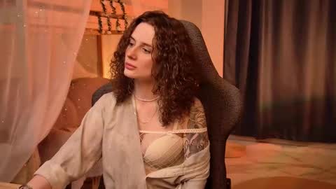 Snapshot of oliviamcclean chatting on February 27, 2026, 7:58 pm Liv online show from February 27, 2026, 7:58 pm