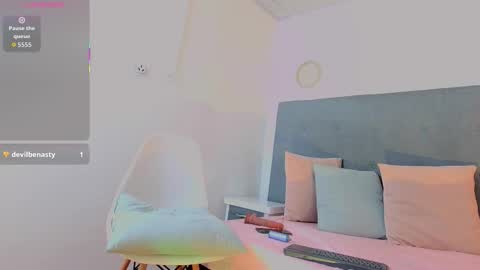 OliviaMonroe online show from October 29, 2025, 10:22 pm