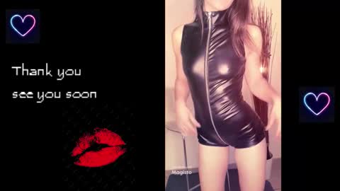 Snapshot of oliviaogk chatting on January 5, 2026, 5:27 pm Olivia online show from January 5, 2026, 5:27 pm