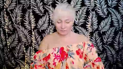 Snapshot of oliviaoskar_ chatting on January 11, 2026, 12:43 pm Kelly online show from January 11, 2026, 12:43 pm