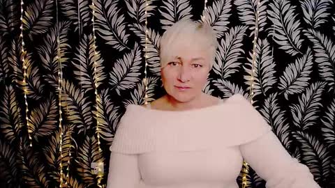 Snapshot of oliviaoskar_ chatting on February 6, 2026, 12:30 pm Kelly online show from February 6, 2026, 12:30 pm