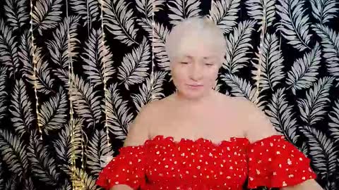 Snapshot of oliviaoskar_ chatting on February 22, 2026, 12:26 pm Kelly online show from February 22, 2026, 12:26 pm