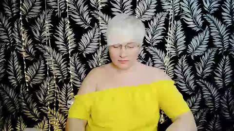 Kelly online show from May 25, 2026, 10:32 am