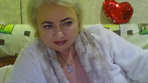 Snapshot of oliviaparadise chatting on December 2, 2024, 9:35 am oliviaparadise online show from December 2, 2024, 9:35 am
