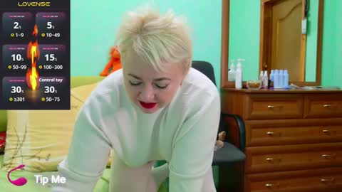 Snapshot of oliviaparadise chatting on November 11, 2025, 2:22 am oliviaparadise online show from November 11, 2025, 2:22 am