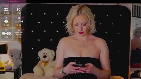 Olivia online show from January 12, 2026, 9:53 pm