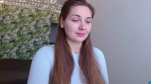 Snapshot of oliviashiny chatting on October 24, 2025, 4:31 am Olivia online show from October 24, 2025, 4:31 am