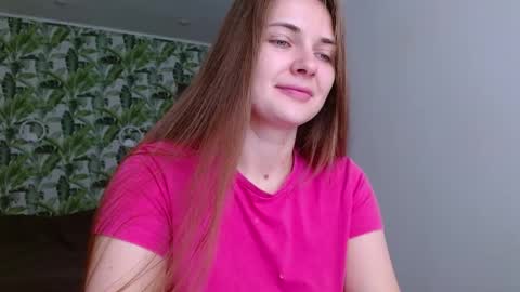 Snapshot of oliviashiny chatting on November 6, 2025, 5:19 am Olivia online show from November 6, 2025, 5:19 am