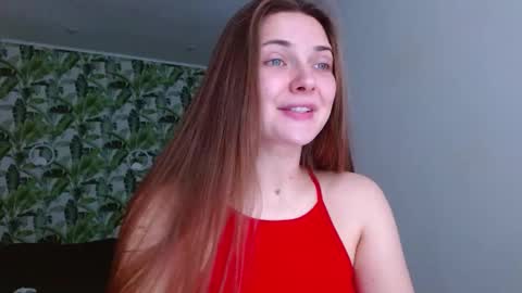 Snapshot of oliviashiny chatting on November 18, 2025, 5:23 am Olivia online show from November 18, 2025, 5:23 am