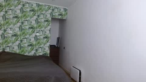 Snapshot of oliviashiny chatting on November 26, 2025, 5:52 am Olivia online show from November 26, 2025, 5:52 am