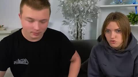 Olli and Stiw online show from October 22, 2025, 8:14 am