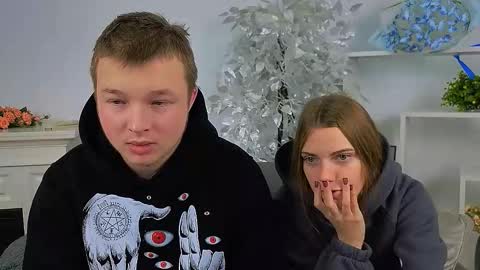 Olli and Stiw online show from November 6, 2025, 8:48 am