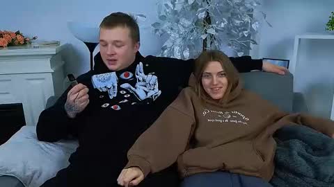 Olli and Stiw online show from November 7, 2025, 8:58 am