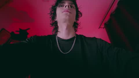 Snapshot of olliver___y chatting on February 5, 2026, 2:16 am online show from February 5, 2026, 2:16 am