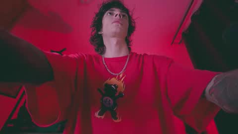 Snapshot of olliver___y chatting on February 15, 2026, 12:40 am online show from February 15, 2026, 12:40 am