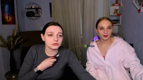 Snapshot of ollivia_dream chatting on April 22, 2026, 12:07 pm Ollivia online show from April 22, 2026, 12:07 pm