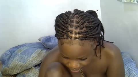 Snapshot of ollleina chatting on February 5, 2026, 5:45 am ollleina online show from February 5, 2026, 5:45 am