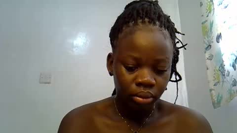 Snapshot of ollleina chatting on February 9, 2026, 8:40 am ollleina online show from February 9, 2026, 8:40 am