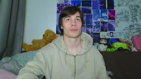 Snapshot of ololkd chatting on November 1, 2025, 7:49 pm Tony online show from November 1, 2025, 7:49 pm