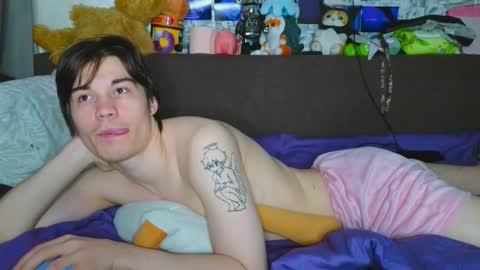 Snapshot of ololkd chatting on November 11, 2025, 5:07 am Tony online show from November 11, 2025, 5:07 am