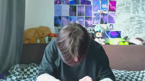 Snapshot of ololkd chatting on December 14, 2025, 8:41 am Tony online show from December 14, 2025, 8:41 am